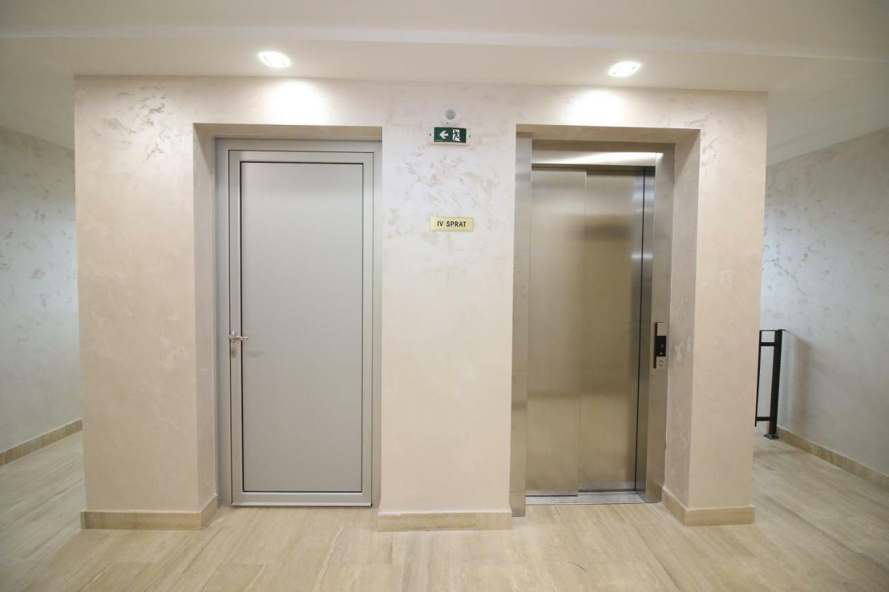 Dnd Sa Garazom Apartment