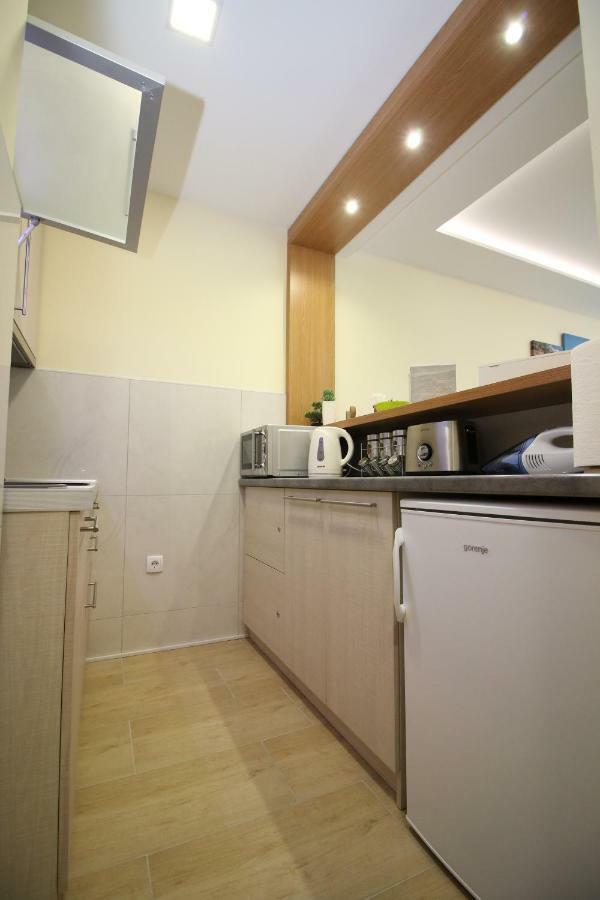 Dnd Sa Garazom Apartment