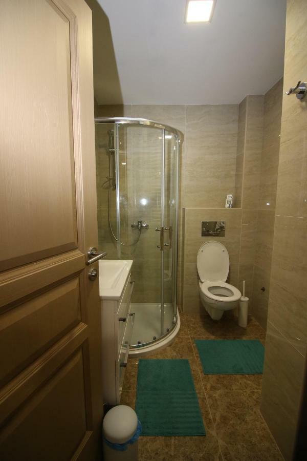 Dnd Sa Garazom Apartment